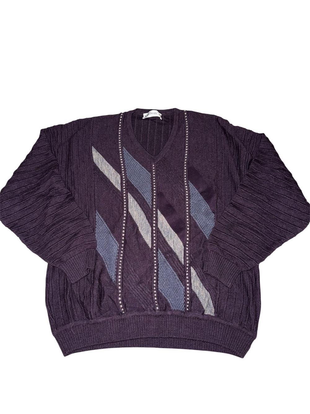 Vintage V-Neck Argyle Pattern Sweater